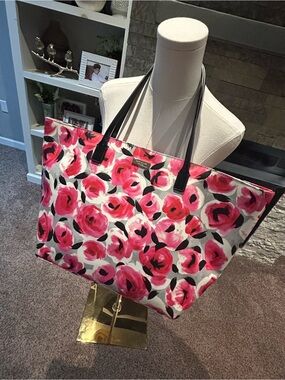 NWOT - Kate Spade Tote - “Rose Bed”